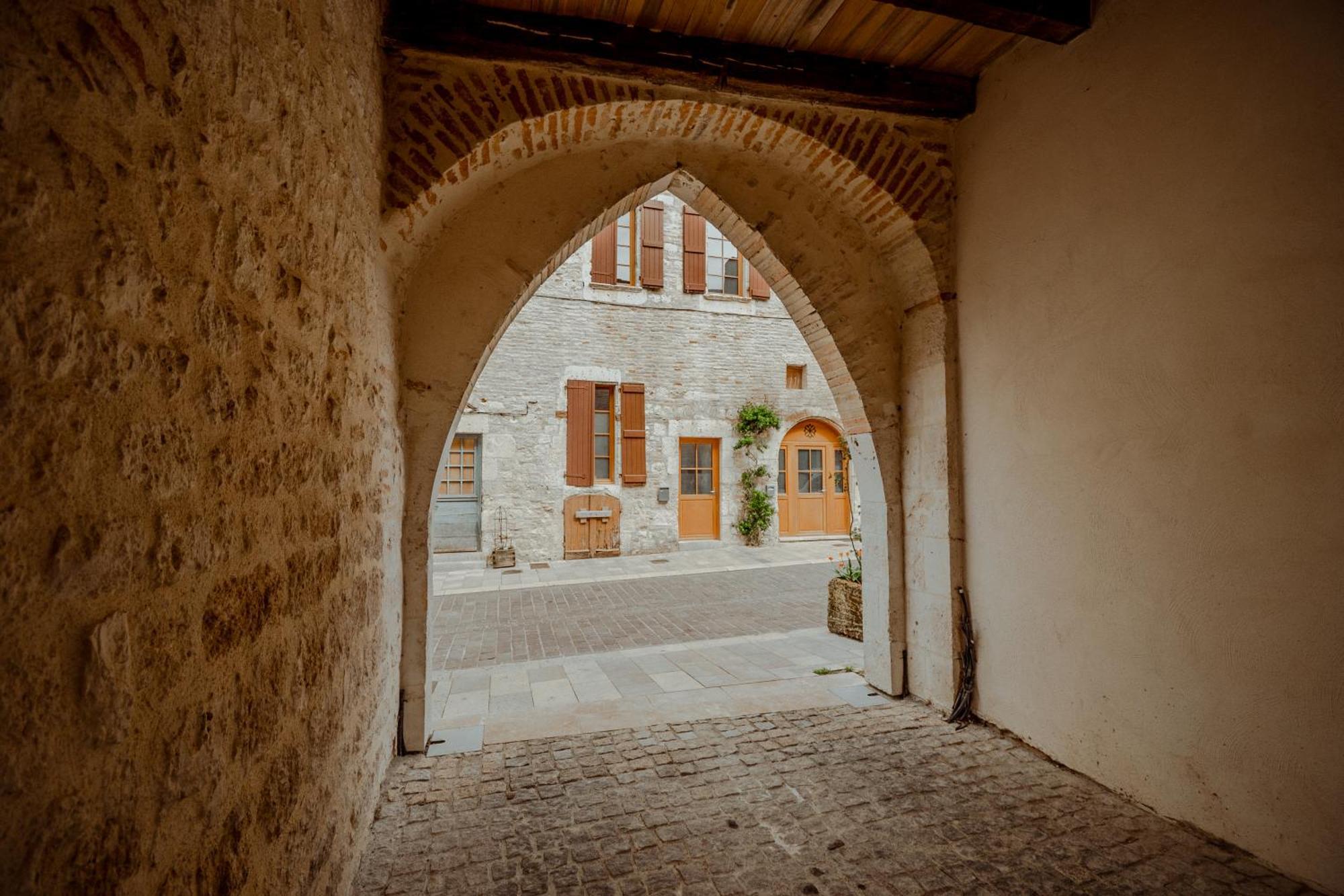 La Chambre Bleue Lauzerte Dış mekan fotoğraf
