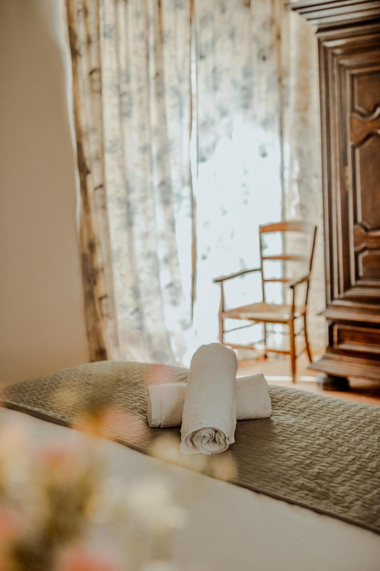 La Chambre Bleue Lauzerte Dış mekan fotoğraf